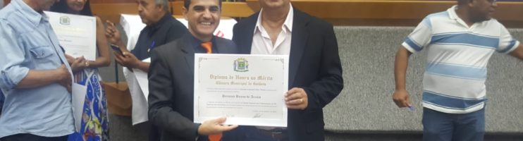 Bueno Hernany recebe Diploma de Honra ao Mérito da Câmara de Goiânia