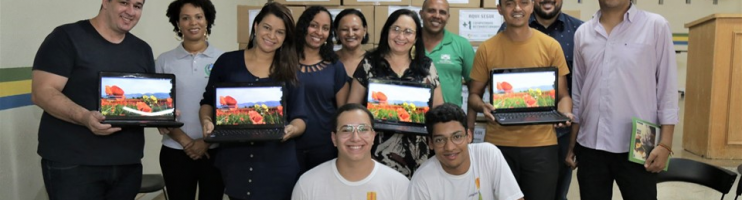 Entorno: Parceria com ONG rende a doação de 40 computadores para Escolas Municipais de Novo Gama