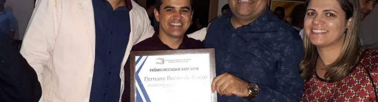 Em Brasília, Bueno Hernany recebe Prêmio Destaque ABBP 2018